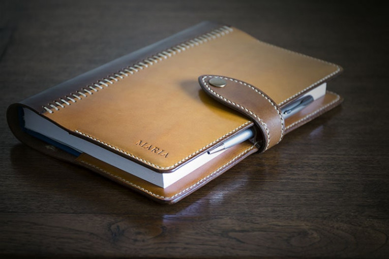 Agenda de cuero modelo Malpica