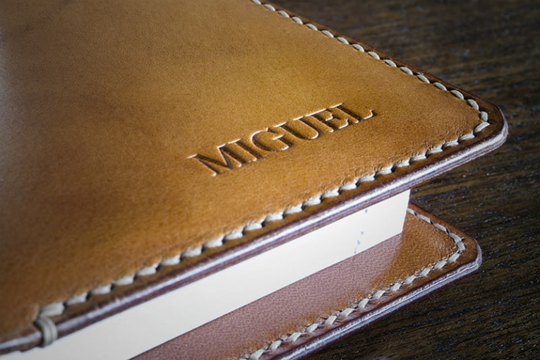Personalización de artículos de cuero