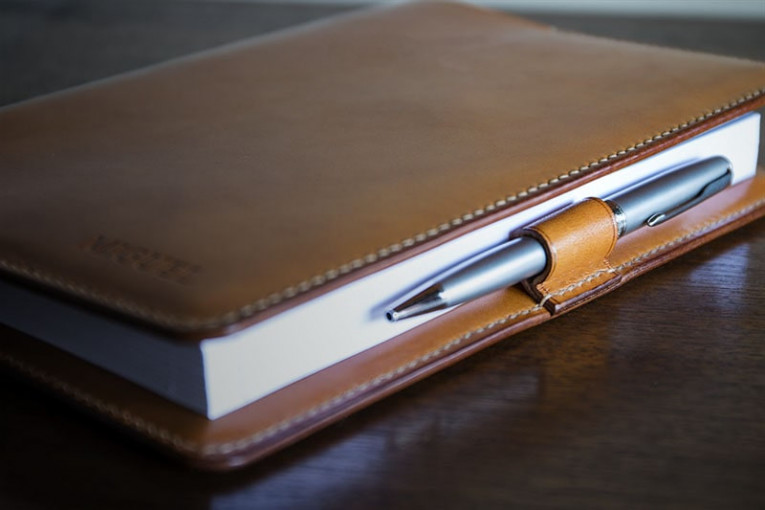 Agenda de cuero modelo Caion