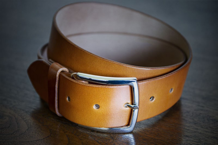 Cinturón de cuero modelo Narón