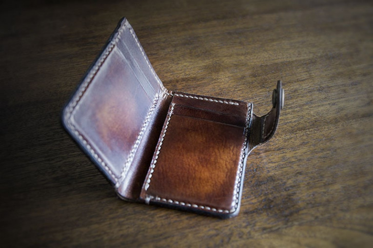 Cartera de cuero modelo Aranga