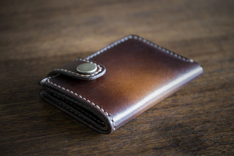 Cartera de cuero modelo Aranga