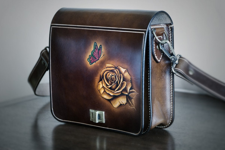 Bolso de cuero modelo Ferrol