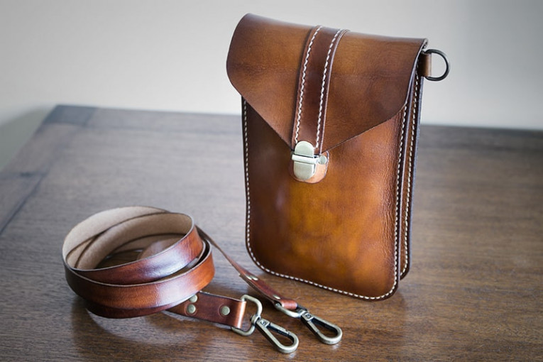 Bolso de cuero modelo Cee