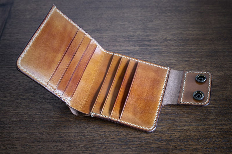 Cartera de cuero modelo Muros