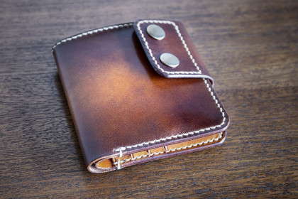 Cartera de cuero modelo Muros