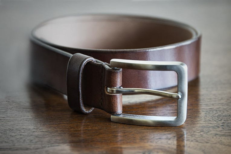 Cinturón de cuero modelo Corcubión