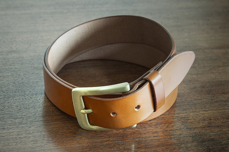 Cinturón de cuero modelo Rábade