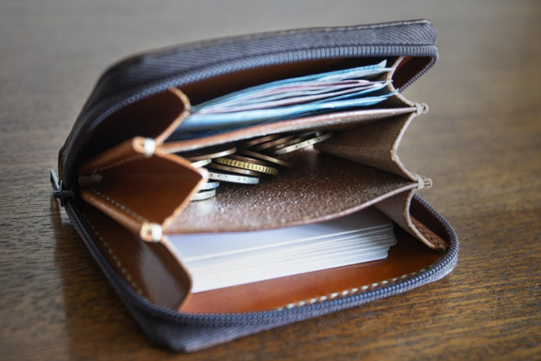 Cartera de cuero modelo Sanxenxo