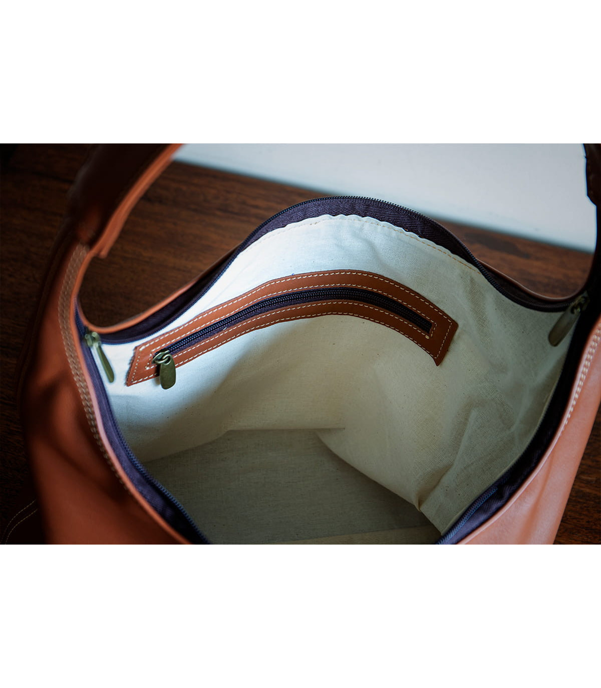 Bolso modelo Trazo, interior.