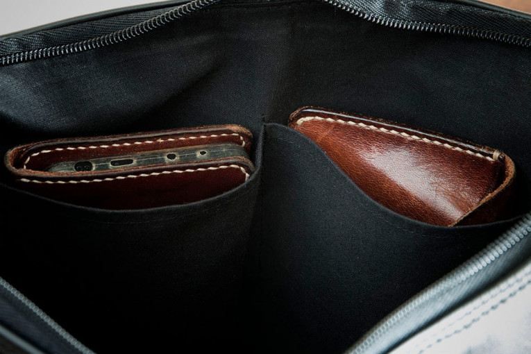 Bolso de piel modelo Trazo